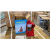 Image 2 : 4 BOXES OF 8 RED INDUSTRIAL 2 TON BOTTLE JACKS IN PACKAGING *32 JACKS TOTAL*