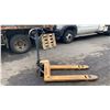 Image 2 : U-LIFT YELLOW 5,500 LBS CAPACITY MOBILE INDUSTRIAL PALLET JACK