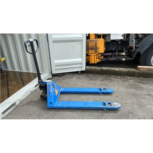 HJ 5500 BLUE 5,500 LBS CAPACITY MOBILE INDUSTRIAL PALLET JACK