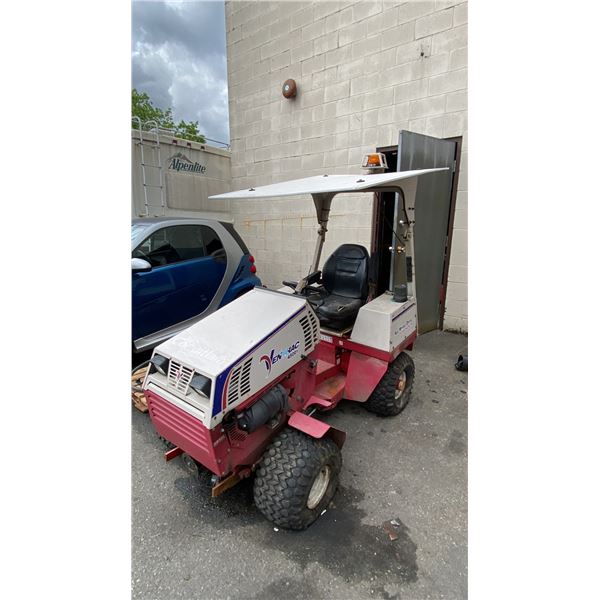 2017 VENTRAC 4500Y ARTICULATING MOWER, GREY/RED, VIN 4500YAJ05911,