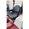 Image 7 : 2017 VENTRAC 4500Y ARTICULATING MOWER, GREY/RED, VIN 4500YAJ05911,