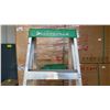 Image 3 : LOUISVILLE 6' ALUMINUM INDUSTRIAL STEP LADDER