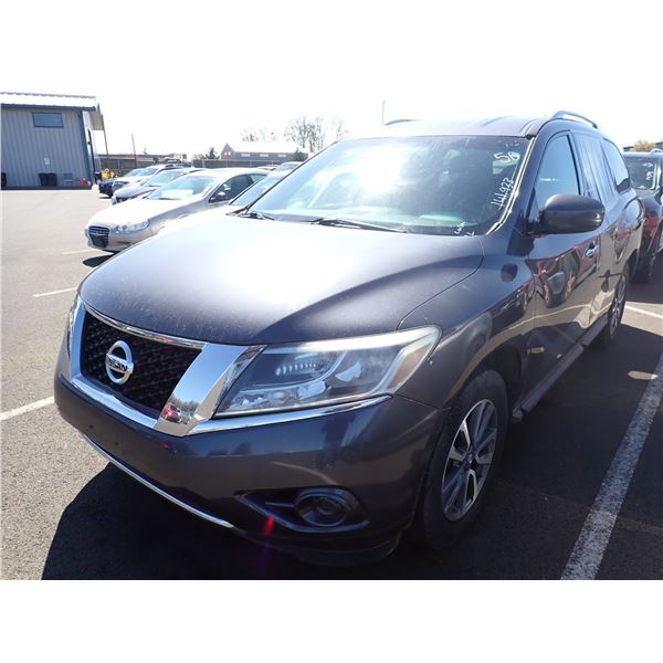 2013 Nissan Pathfinder RUNS WITH MECHANICAL PROBLEMS