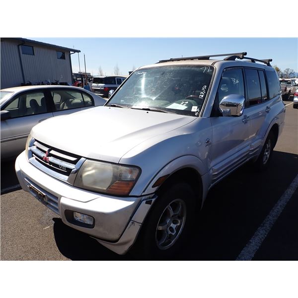 2001 Mitsubishi Montero