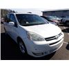 Image 2 : 2005 Toyota Sienna