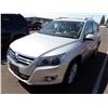 Image 1 : 2011 Volkswagen Tiguan