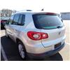Image 4 : 2011 Volkswagen Tiguan