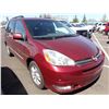 Image 2 : 2005 Toyota Sienna