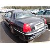 Image 4 : 2003 Lincoln Town Car RUNS WITH MECHANICAL PROBLEMS