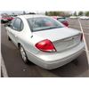 Image 4 : 2005 Ford Taurus