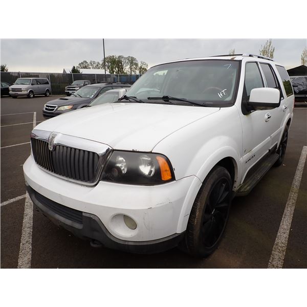2004 Lincoln Navigator