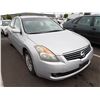 Image 2 : 2009 Nissan Altima RUNS WITH MECHANICAL PROBLEMS