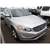 Image 2 : 2016 Volvo XC60 RUNS WITH MECHANICAL PROBLEMS