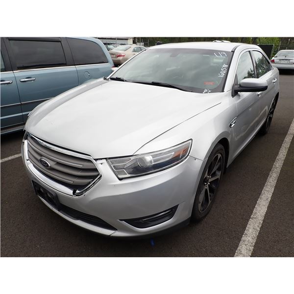2015 Ford Taurus
