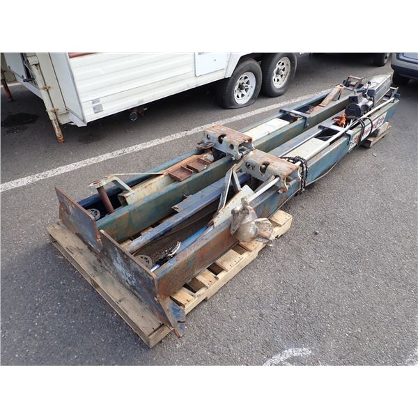 CAR LIFT