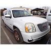 Image 2 : 2007 GMC Yukon XL Denali