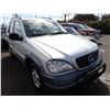 Image 2 : 1999 Mercedes-Benz ML320