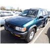 Image 1 : 1996 Nissan Pathfinder