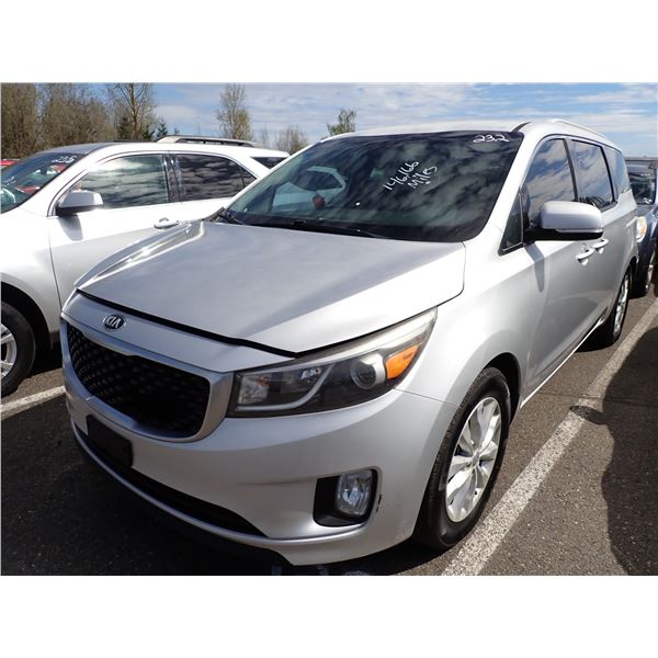 2015 Kia Sedona