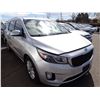 Image 2 : 2015 Kia Sedona