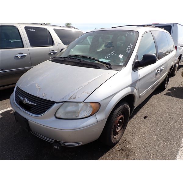 2004 Chrysler Town and Country