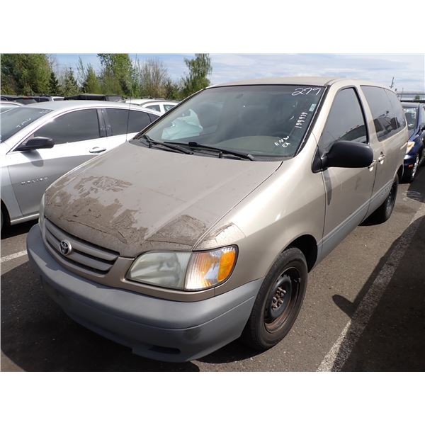 2001 Toyota Sienna