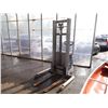 Image 1 : FORKLIFT