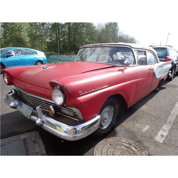 1957 Ford Fairlane