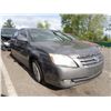 Image 2 : 2006 Toyota Avalon