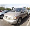 Image 1 : 2000 Toyota Sienna