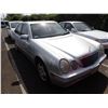 Image 2 : 2000 Mercedes-Benz E430
