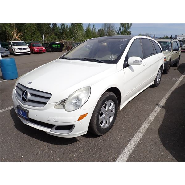 2006 Mercedes-Benz R350