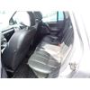 Image 6 : 2011 Land Rover LR2
