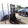 Image 2 : FORKLIFT