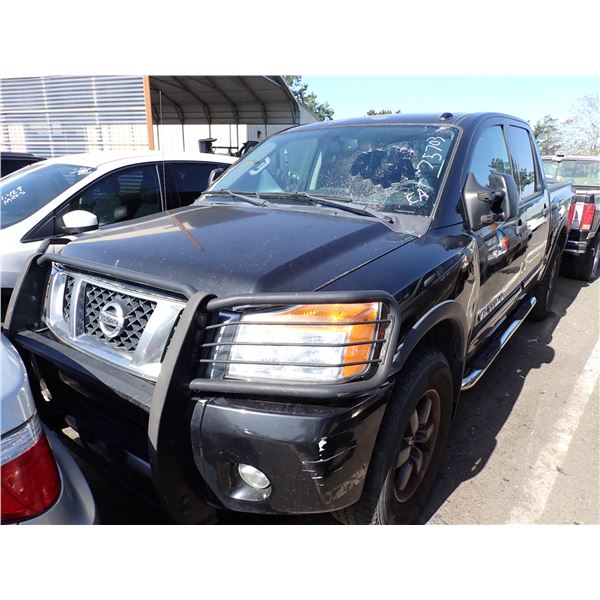 2015 Nissan Titan
