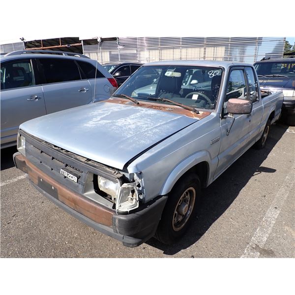 1990 Mazda B2200