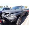 Image 1 : 2001 Dodge Ram 1500