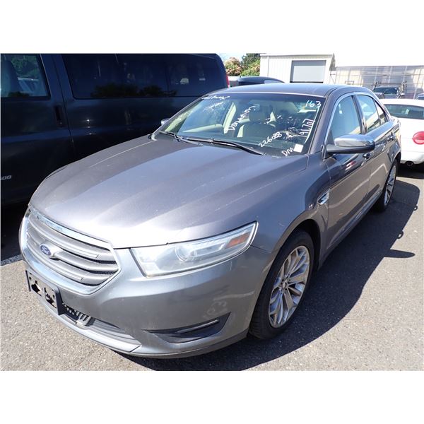 2013 Ford Taurus