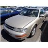 Image 1 : 1999 Nissan Maxima