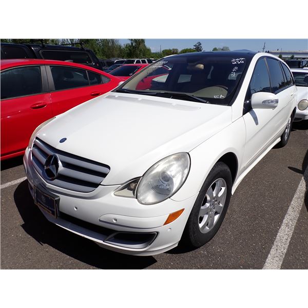 2006 Mercedes-Benz R350