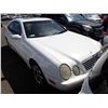 Image 2 : 2000 Mercedes-Benz CLK320