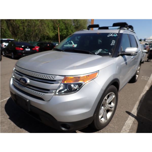 2015 Ford Explorer