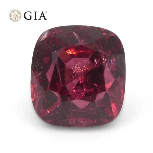 Pretty 0.97 Ct GIA Certified Natural Spinel