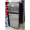 Image 1 : Small Frigidaire fridge/freezer, 60"h x 24"w x 25"d.