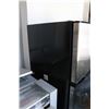 Image 3 : Small Frigidaire fridge/freezer, 60"h x 24"w x 25"d.