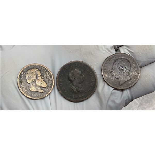 FOREIGN COINS - BRAZIL, BRITAIN, AND ITALY
