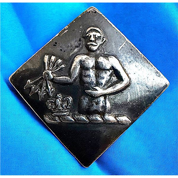 A DIVISION ONE PICTORIAL LIVERY SHAPE BUTTON