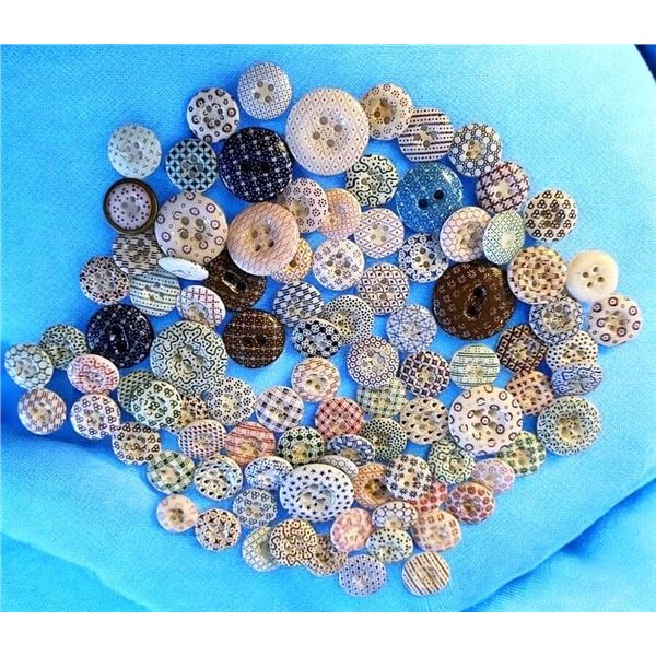A BAG LOT OF DIVISION ONE CHINA BUTTONS