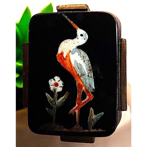 A DIVISION ONE PICTORIAL BLACK GLASS IN METAL BUTTON