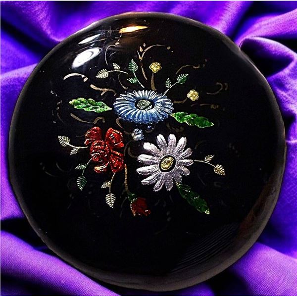 A DIVISION ONE FLORAL ENAMEL BUTTON